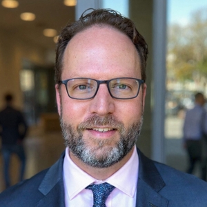 Advisor Image